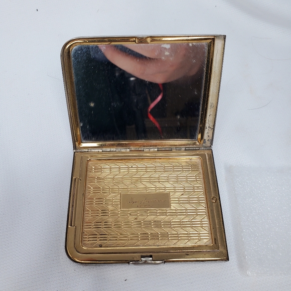 Vintage Elgin American Compact Makeup - Picture 4 of 7
